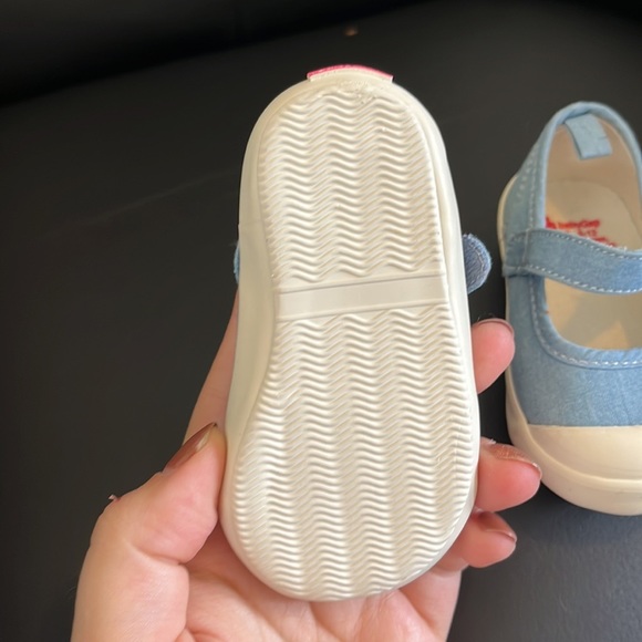 Baby Gap Denim Flats w/ Sole - Picture 4 of 4